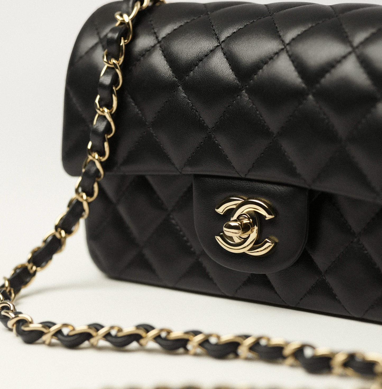 CHANEL Classic Handbag small