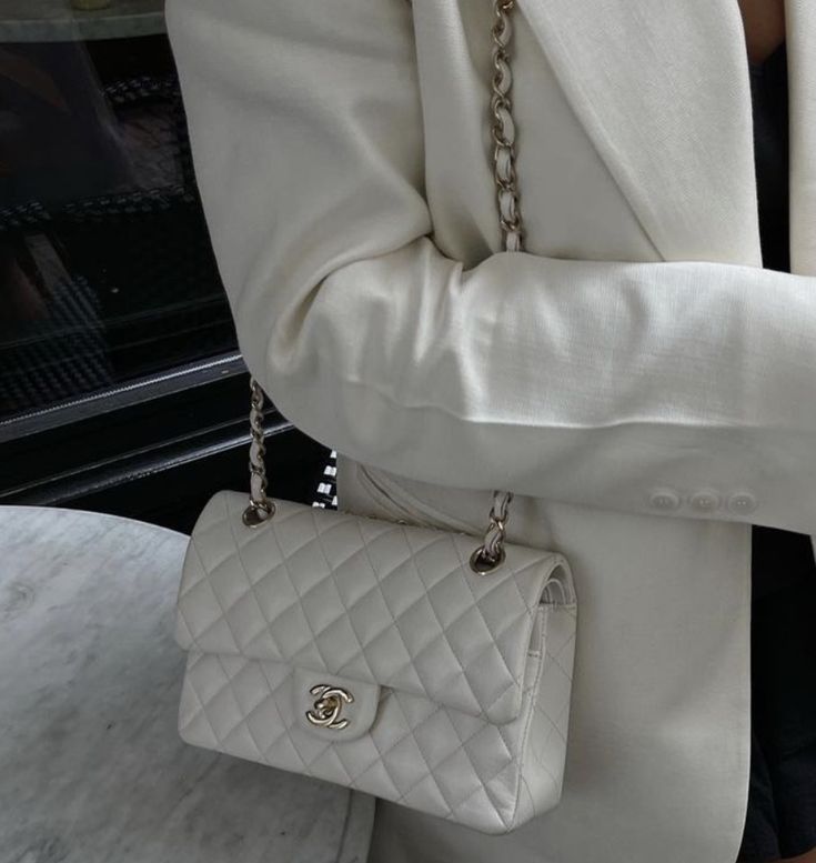 Classic 11.12 Handbag small white